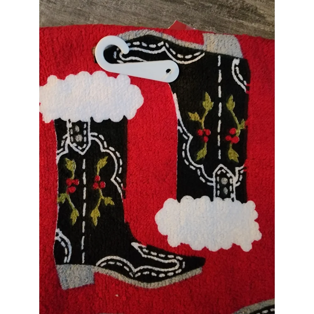 NWT St Nicholas Square Merry “Happy Holidays Ya’ll” Holiday Kitchen Towel 2 Set